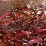 karmelizowana cebula w garnku