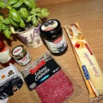 Palmiery na słono z salami składniki