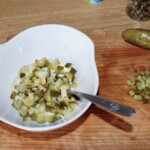 remulada z kaparami ogórkiem i musztardą przygotowanie