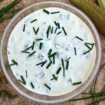 Remulada z kaparami ogórkiem i musztardą