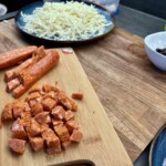 kiełbasa paprykowana krojona w małą kostkę